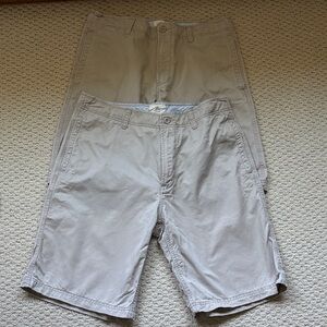 GAP Two pairs of Men's Tan Flat Front Shorts
